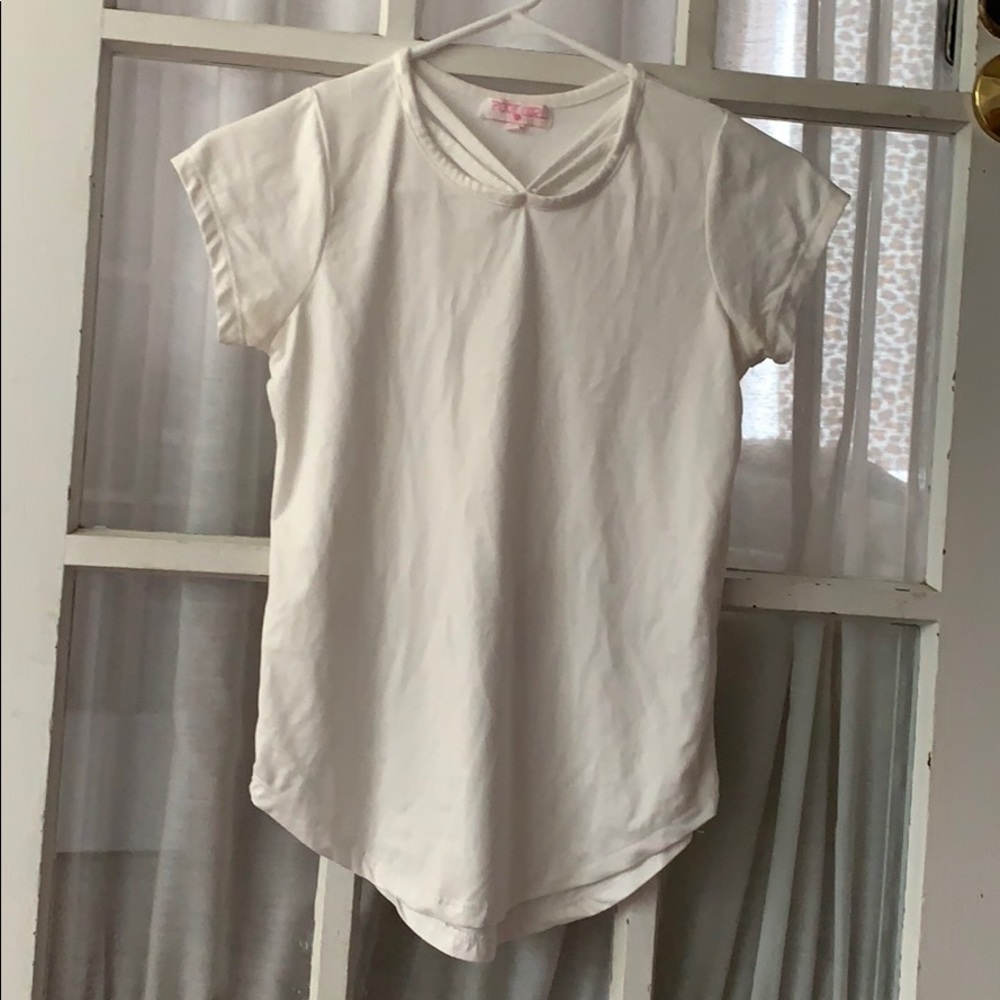 Basic white shirt